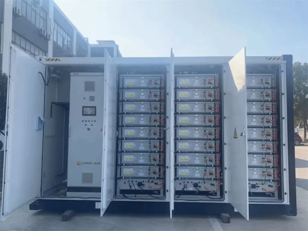 tủ điện năng lượng mặt trời