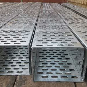 Phân Tích Kỹ Thuật & Độ bền Chống Ăn mòn Máng Cáp Mạ Kẽm Nhúng Nóng