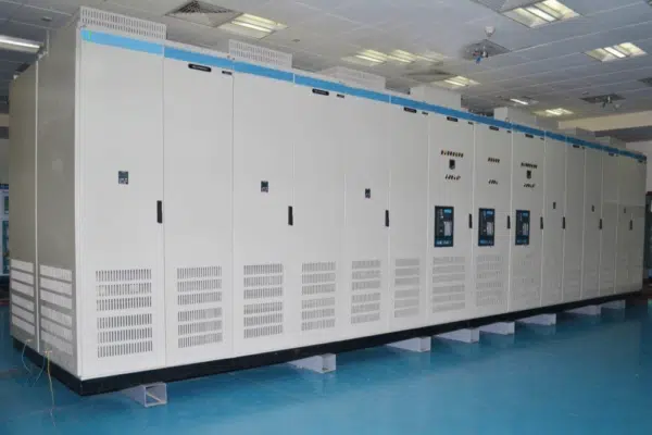 Tủ biến tần - công ty TNHH Uy Tùng